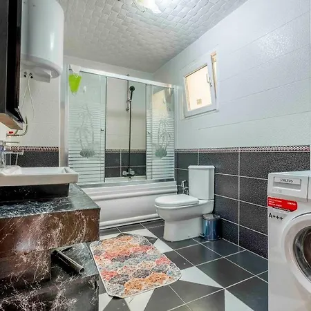 Bakirkoeyde Saray Dairesi Apartment *