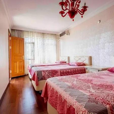 Bakirkoeyde Saray Dairesi Διαμέρισμα *